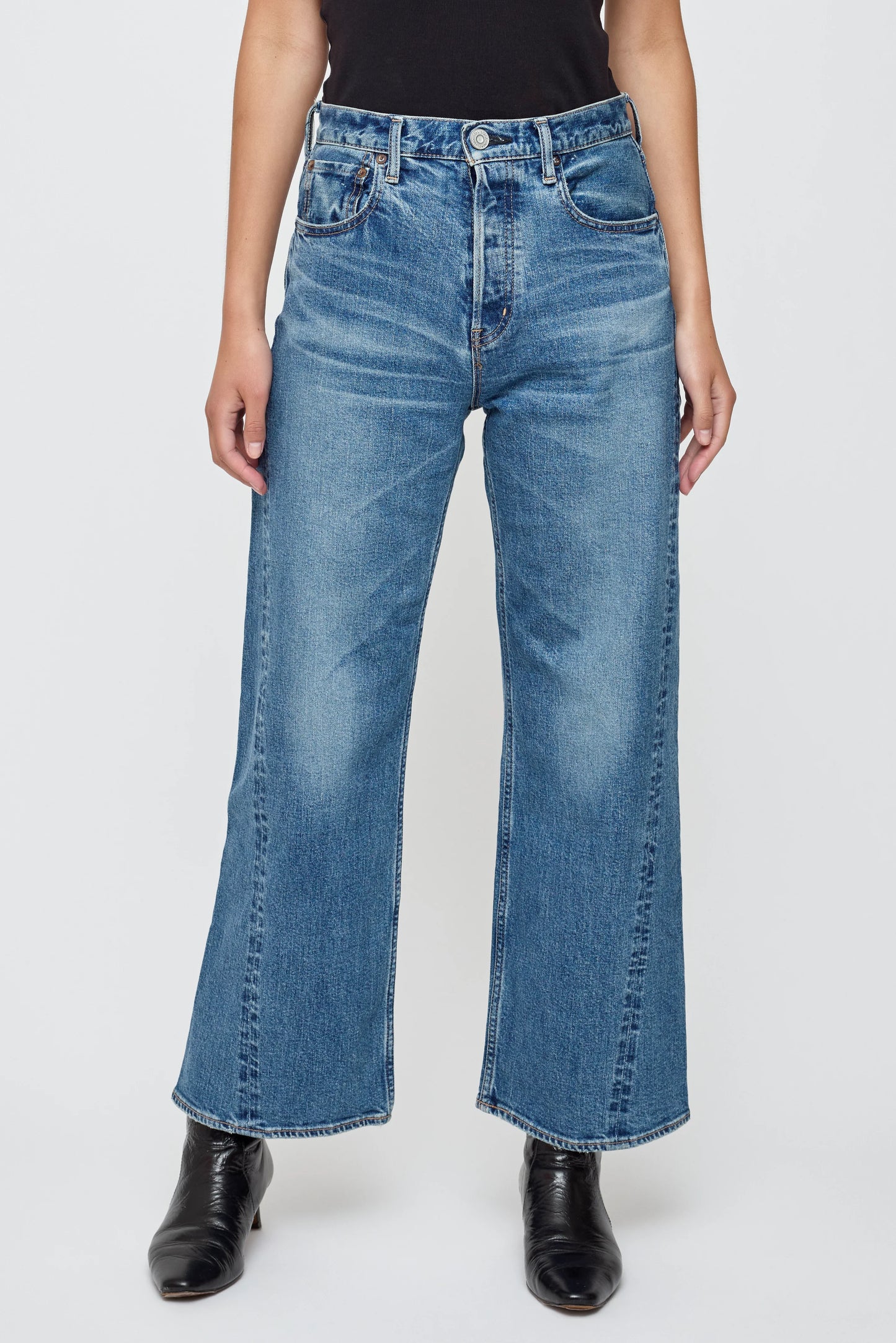 Moussy Salisbury Wide Pants, wide leg denim, denim jeans, wide leg, high rise denim, women's clothing