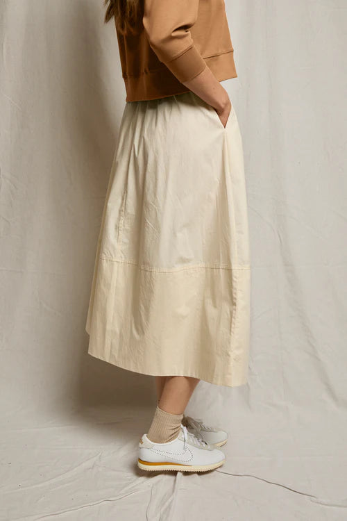 Perfect White Tee Minka Poplin Skirt, skirt, cotton poplin a-line skirt that features a subtle, slightly dropped waist for a contemporary silhouette, women's clothing