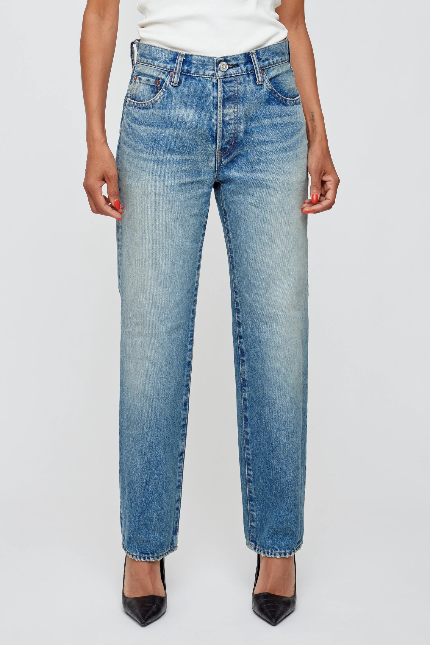 Moussy Parkchester Straight, mid rise denim, denim jeans, straight leg denim, women's clothing