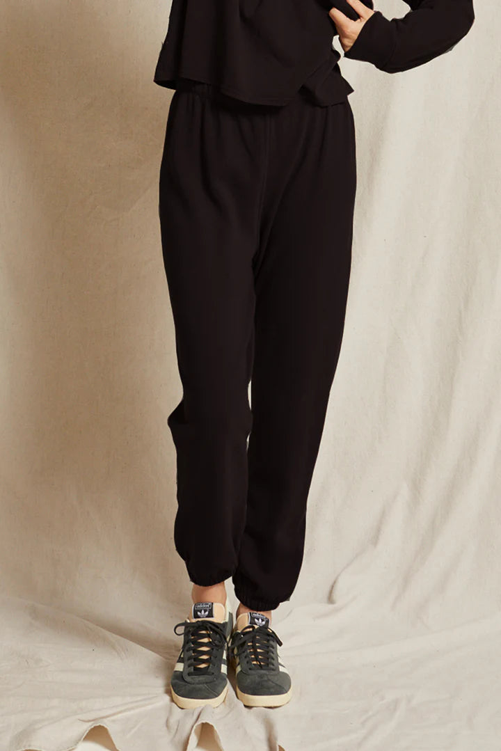 Perfect White Tee Stevie Easy Jogger, joggers, sweatpants, sweats, cotton sweats, pants, casual wear, loungewear, women's clothing