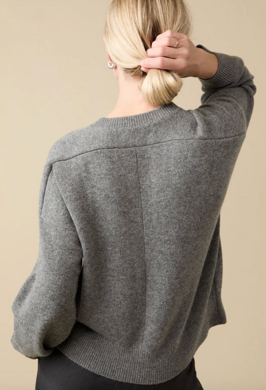 soldout.nyc The Cashmere V-Neck, v-neck sweater, cashmere sweater, sweater, women's clothing