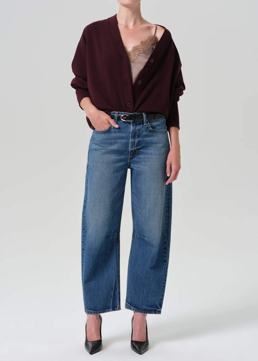 Citizens of Humanity Miro 27.5, denim jeans, relaxed fit softly tapered ankle-length leg that creates a subtle barrel shape, jeans, women's clothing