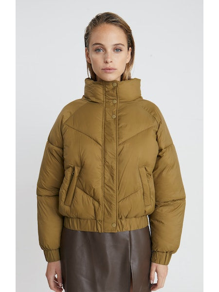 Dèluc Harrison Puffer Jacket in Olive, puffer, jacket, puffer jacket, outerwear, women's clothing