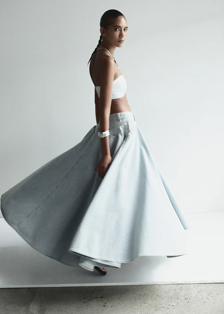 AGOLDE Otto Skirt is a full-length denim maxi designed with a flowing shape that creates soft volume and structure, skirt, women's clothing