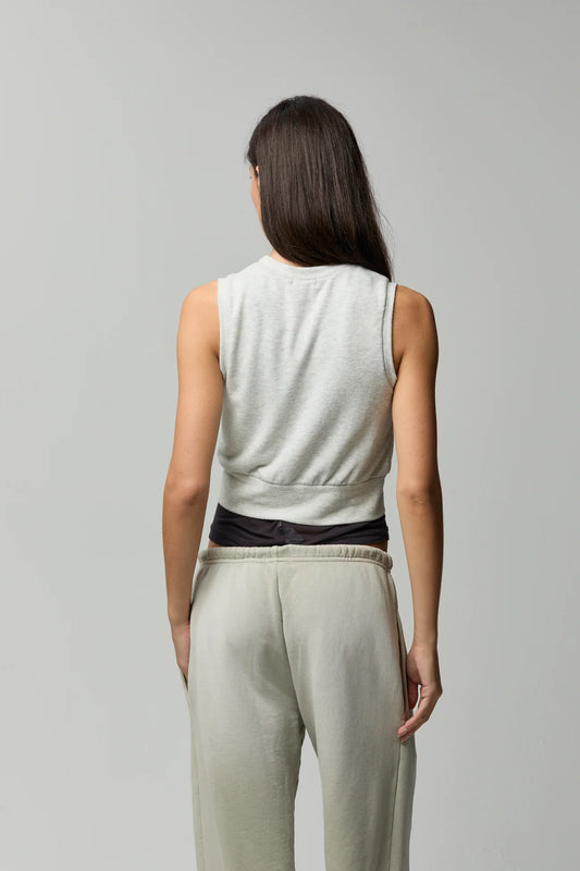 Ashet Vida Vest, slim but boxy, shrunken fit vest with a button-front. sweater jersey material, vest, women's clothing