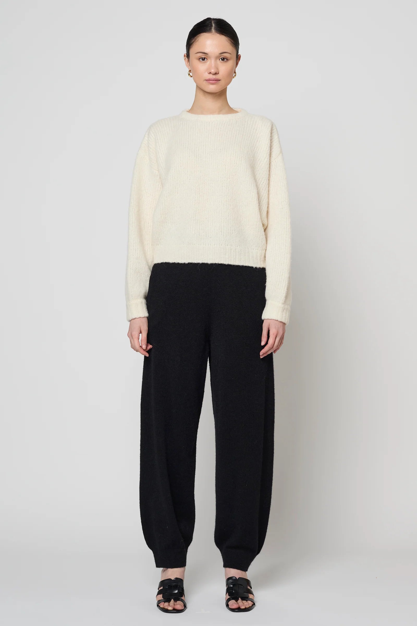 Atelier Delphine Balloon Sleeve Sweater, wool sweater, balloon sleeved sweater, chunky sweater, women's clothing