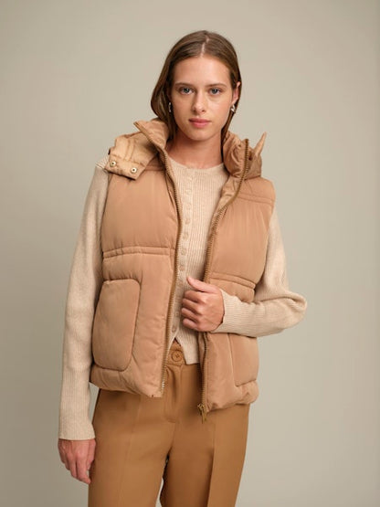 Dèluc Travis Puffer Vest, vest, puffer vest, outerwear, women's clothing