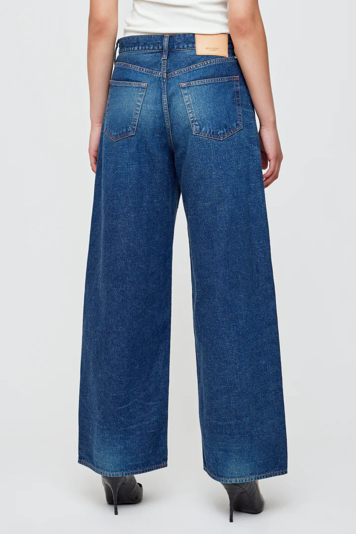 Moussy MV Emporia Super Wide, wide leg jeans, mid rise denim, clean denim, denim jeans, women's clothing