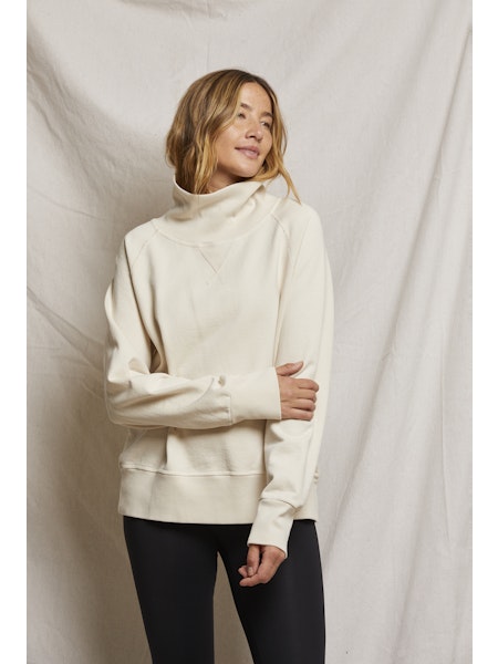 Perfect White Tee Faris Oversized Turtleneck