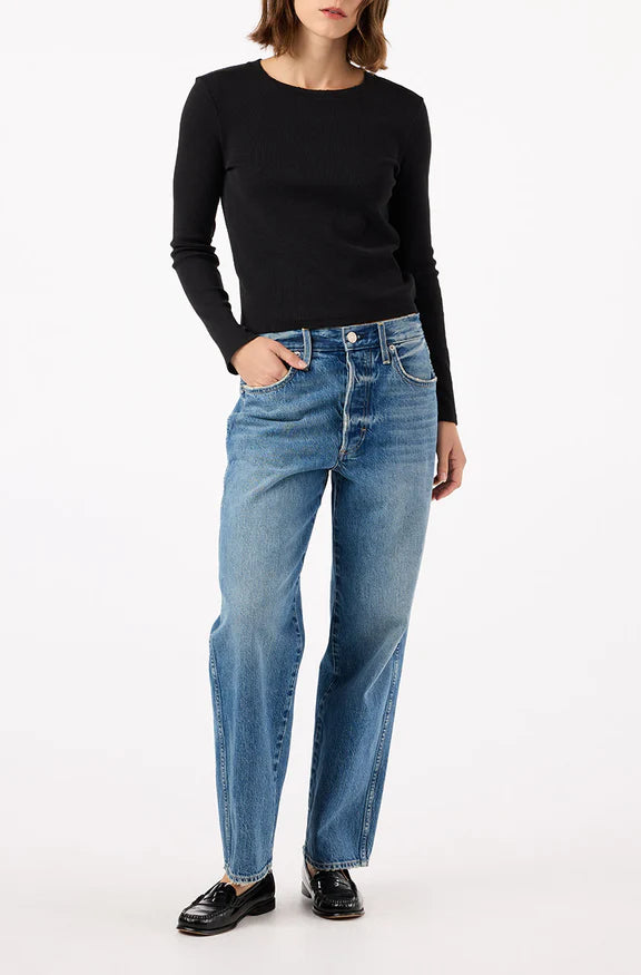 AMO Hattie Straight, denim jeans, denim, mid rise jeans, clean denim, straight leg jeans, women's clothing