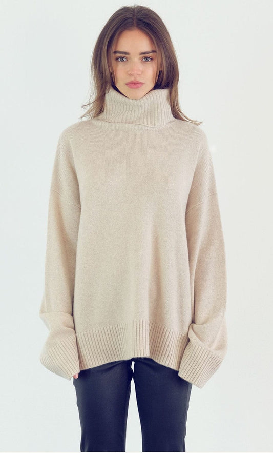 Kathryn McCarron Charlie Chunky Turtleneck, cashmere sweater, oversized sweater, turtleneck sweater, women's clothing