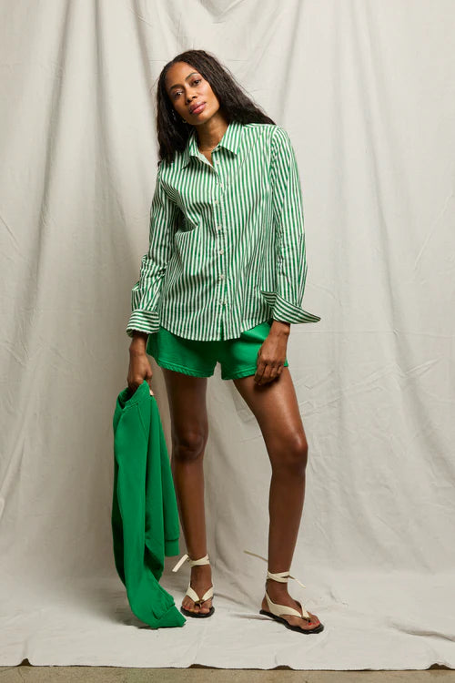 Perfect White Tee Gisele Slim Fit Button Down, cotton poplin, tailored, body-skimming silhouette, women's clothing