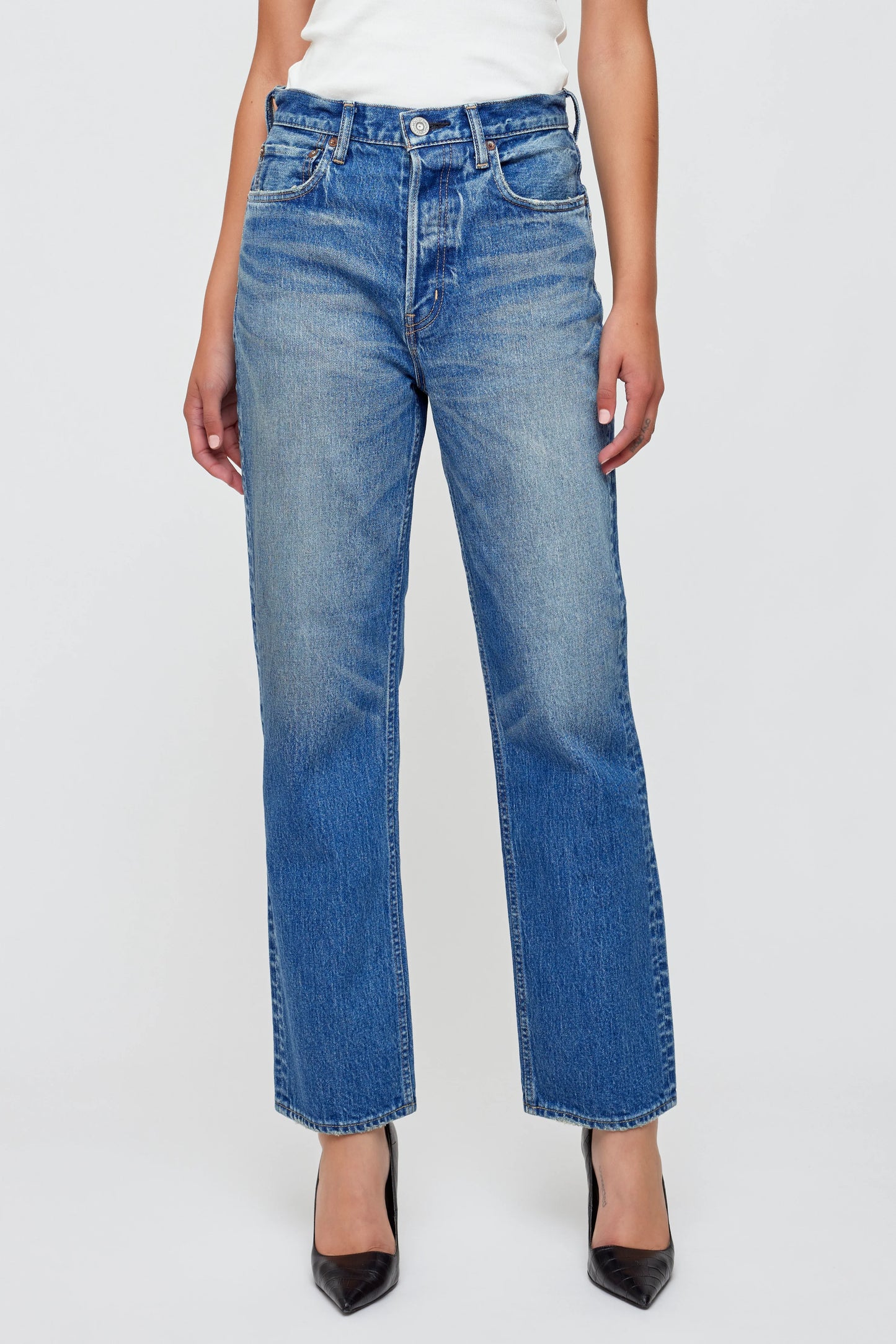 MV Lyndhurst Wide Straight, denim jeans, jeans, high rise jeans, straight leg denim, women's clothing