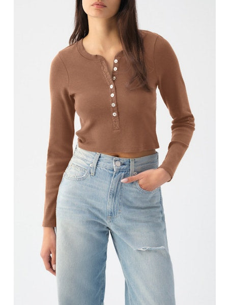 AMO Sassy Rib Henley