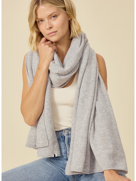 One Grey Day Sloane Cashmere Travel Scarf, cashmere scarf, scarf, winter scarf, women's clothing