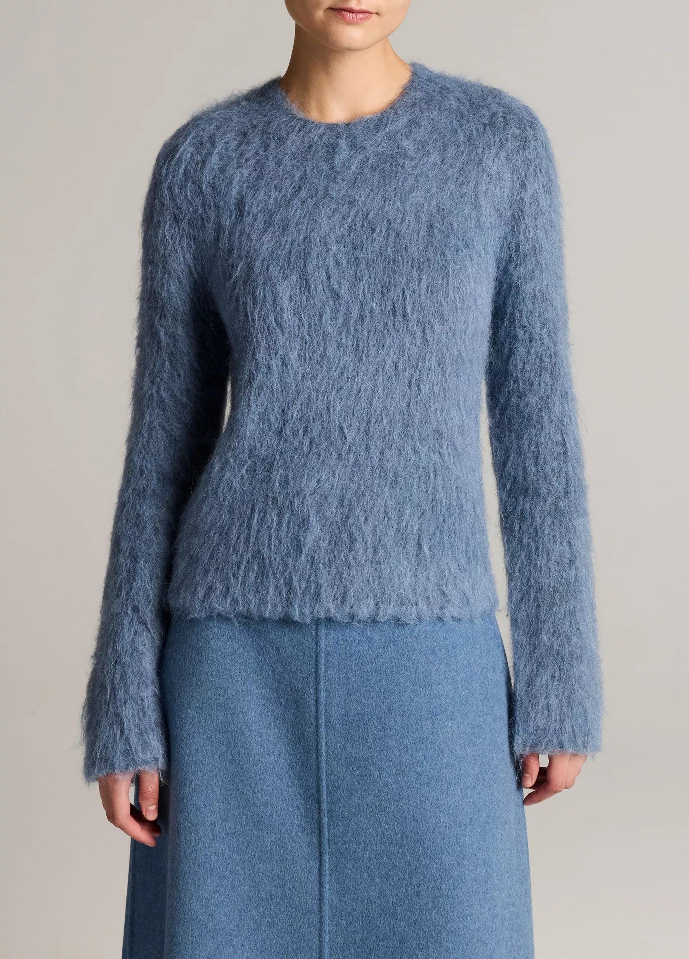 Vince Brushed Alpaca Crewneck sweater, Italian blend alpaca crew neck sweater with a soft and fluffy finish, women's clothing